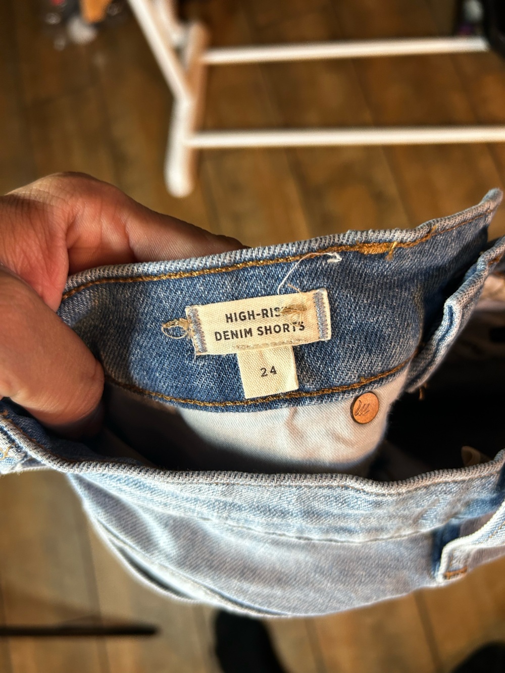 MADEWELL Denim High Rise Short Frayed - Picture 5 of 7